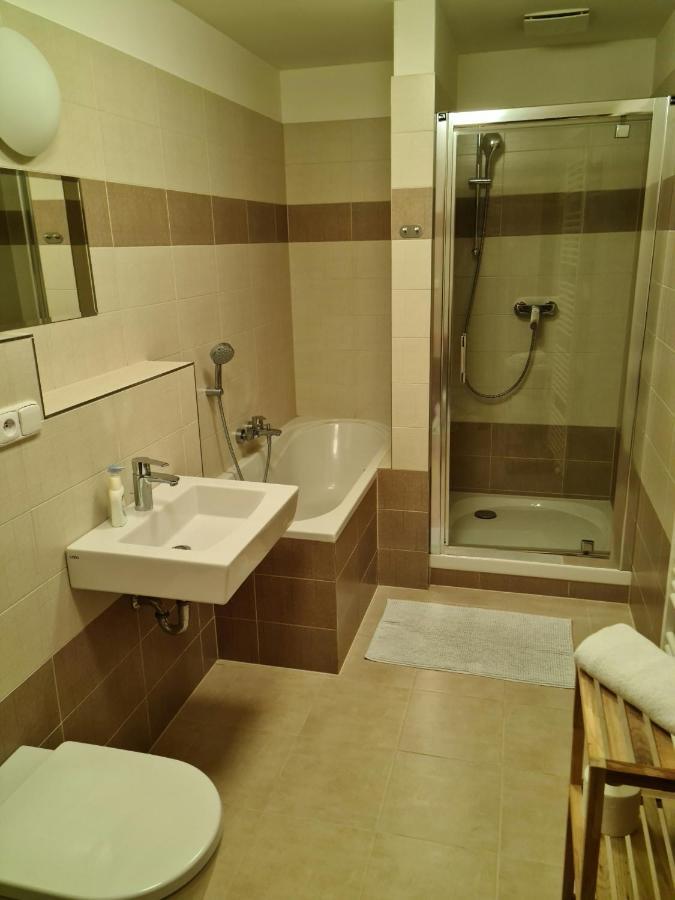 City Centre Apartments ลิเบอเรซ ภายนอก รูปภาพ